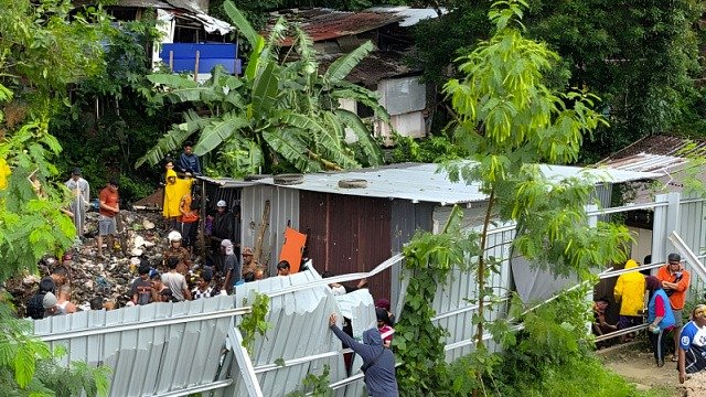 11 человек погибли в результате оползней в Малайзии