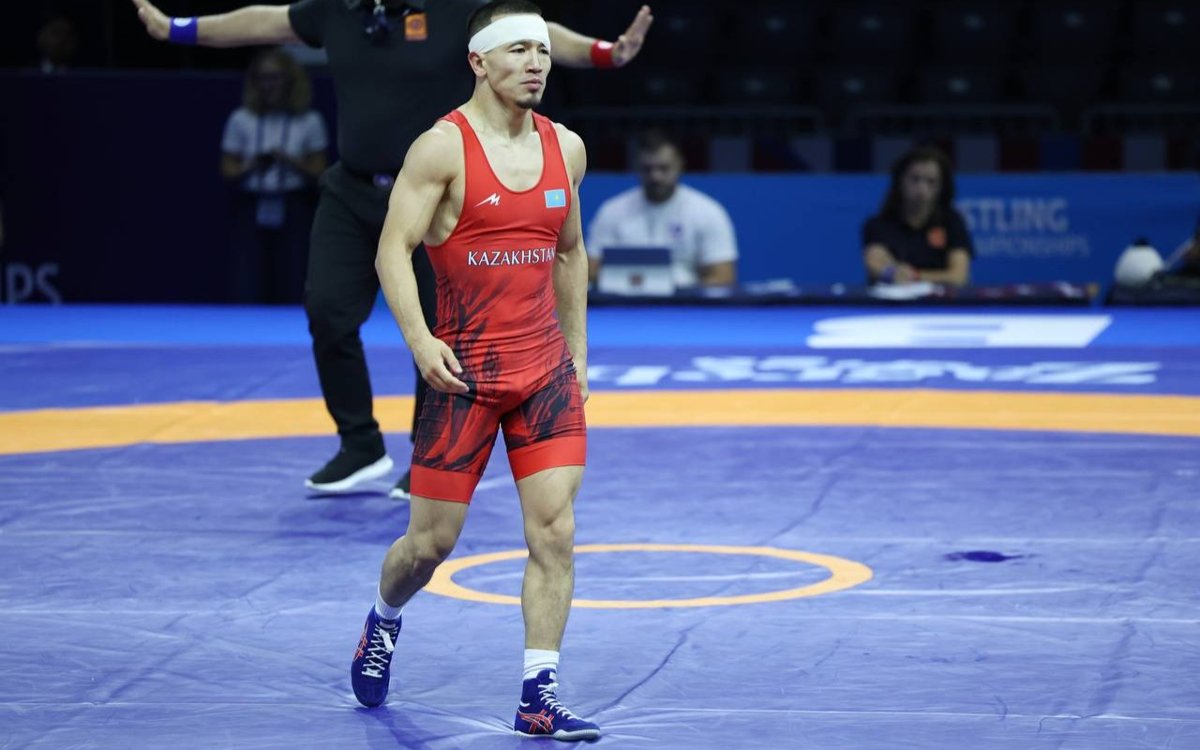 Айдос Султангали вышел в финал чемпионата мира по греко-римской борьбе