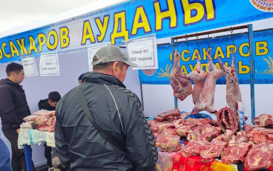 Казахстанцы скупили более 195 тонн говядины в минувшую субботу