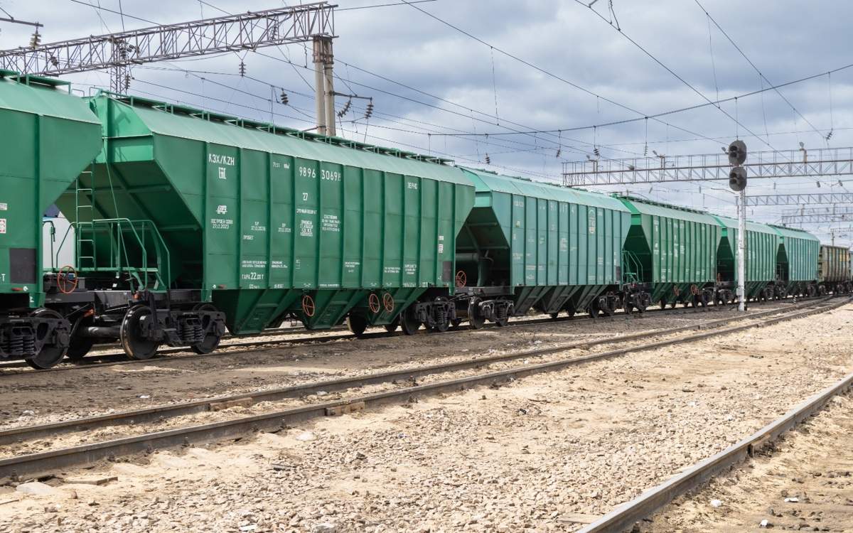 КТЖ-Грузовые перевозки оштрафованы на 1,42 млрд тенге — АЗРК