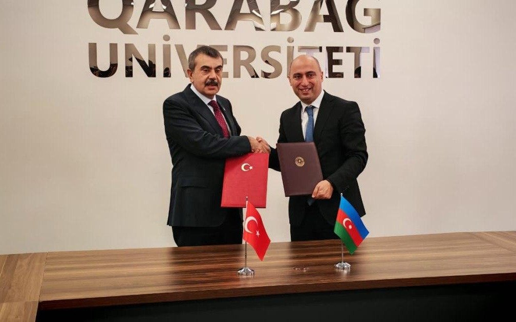 Первая азербайджанская школа откроется в Стамбуле