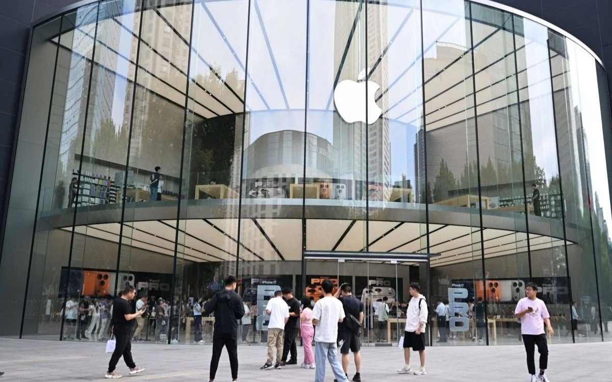 Новый-iphone-air-распродали-в-Китае-за-считанные-минуты