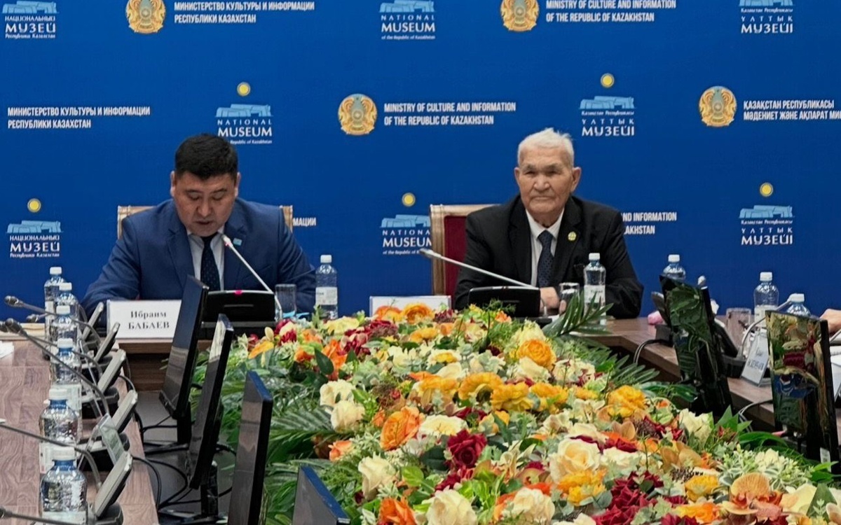 Автор-герба-Казахстана-высказался-о-35-годах-пути-—-от-Декларации-о-суверенитете-до-эпохи-ИИ