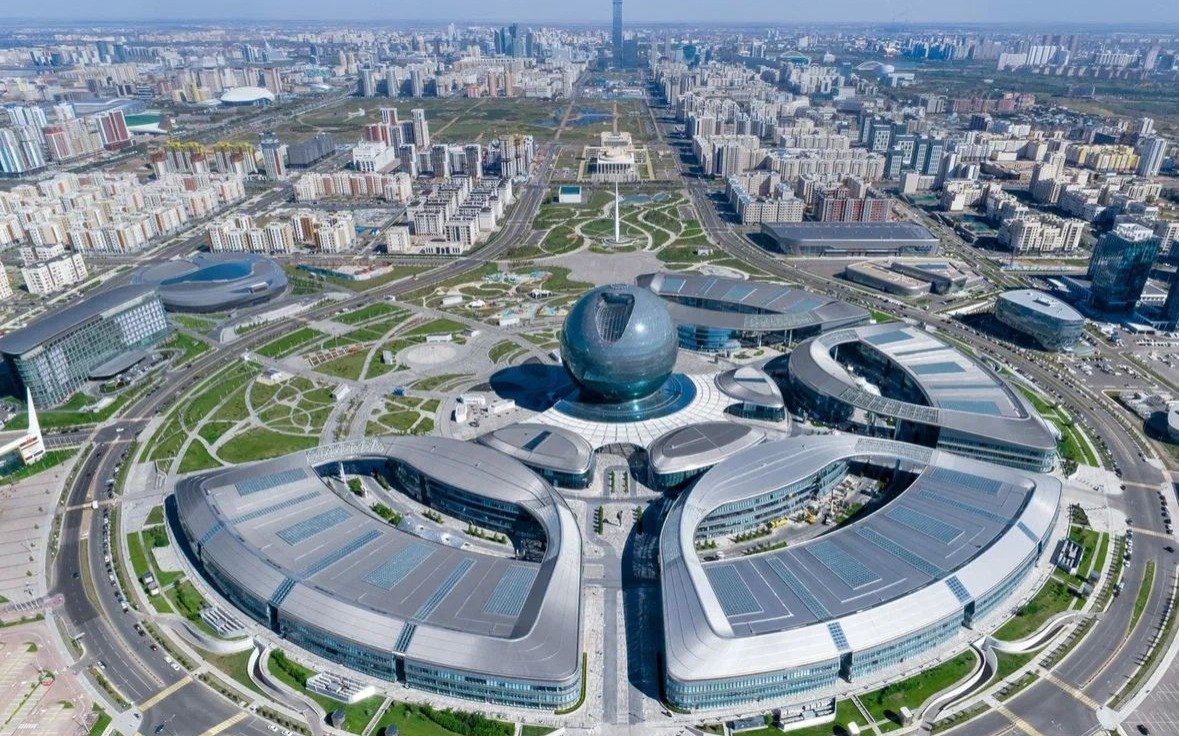 Казахстан вырос, окреп и изменился: главные цифры ко Дню Республики