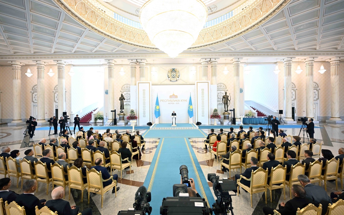 Полный-текст-выступления-Президента-на-торжественном-мероприятии-по-случаю-Дня-Республики