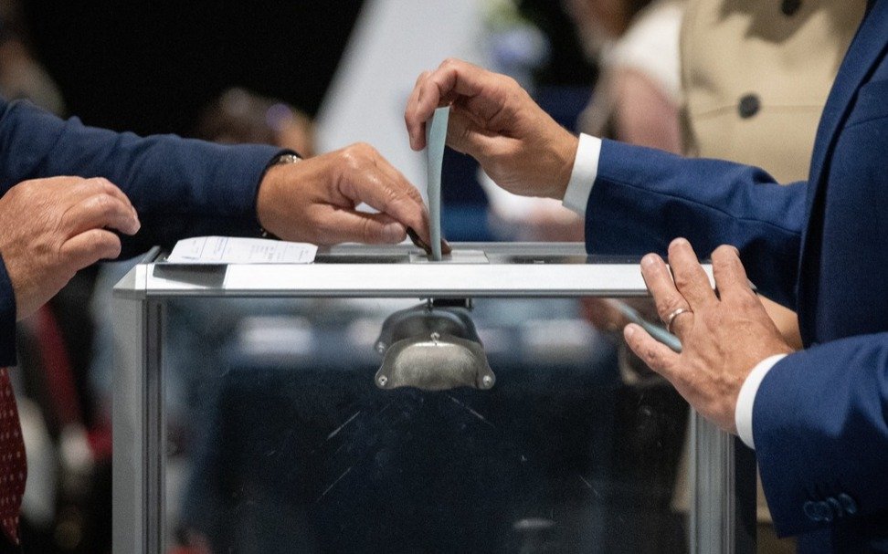 В Нидерландах пройдут досрочные выборы в нижнюю палату парламента