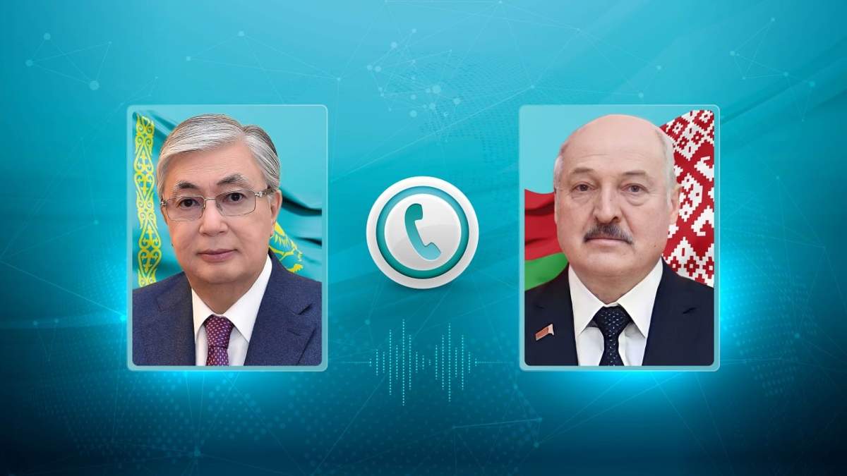 Токаев и Лукашенко провели телефонный разговор