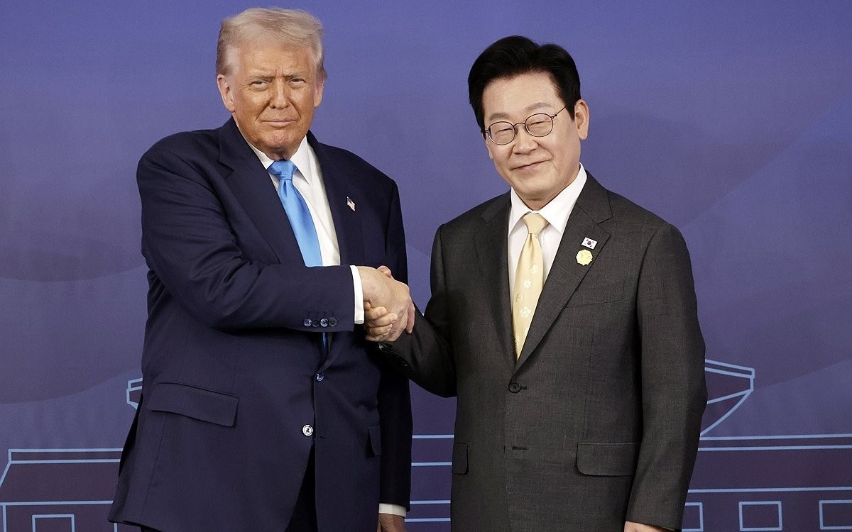 О чем договорились Трамп и Ли: топливо для подлодок и инвестиции в $350 млрд