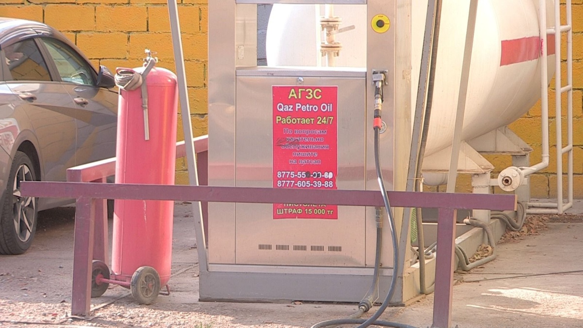 Автовладельцы жалуются на нехватку автогаза в Шымкенте