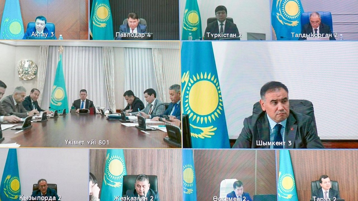 Канат Бозумбаев проверил готовность регионов к зимнему периоду и к паводкоопасному сезону