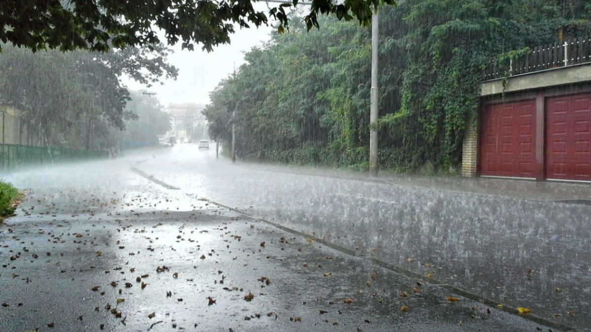 Северо-западный циклон принесет в Казахстан дожди и похолодание