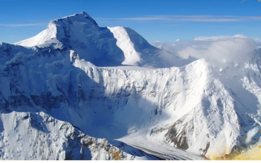 В Таджикистане сошел гигантский ледник
