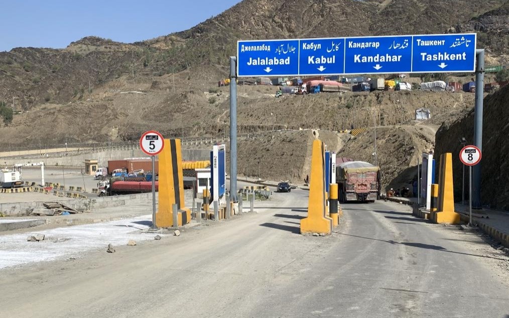 Пакистан вновь открыл КПП «Торкхам» для возвращения афганских беженцев