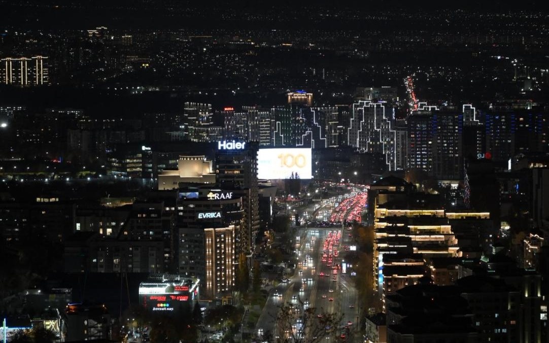 В Алматы модернизируют уличное освещение