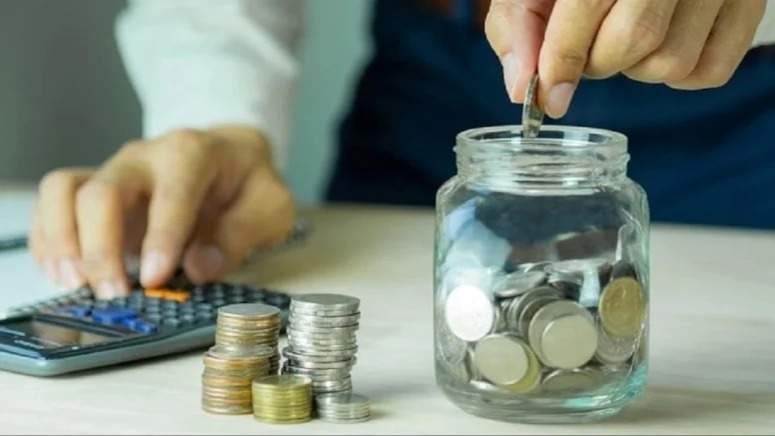 Задолженность казахстанцев и бизнеса перед банками достигла 38,7 трлн тенге — депутат