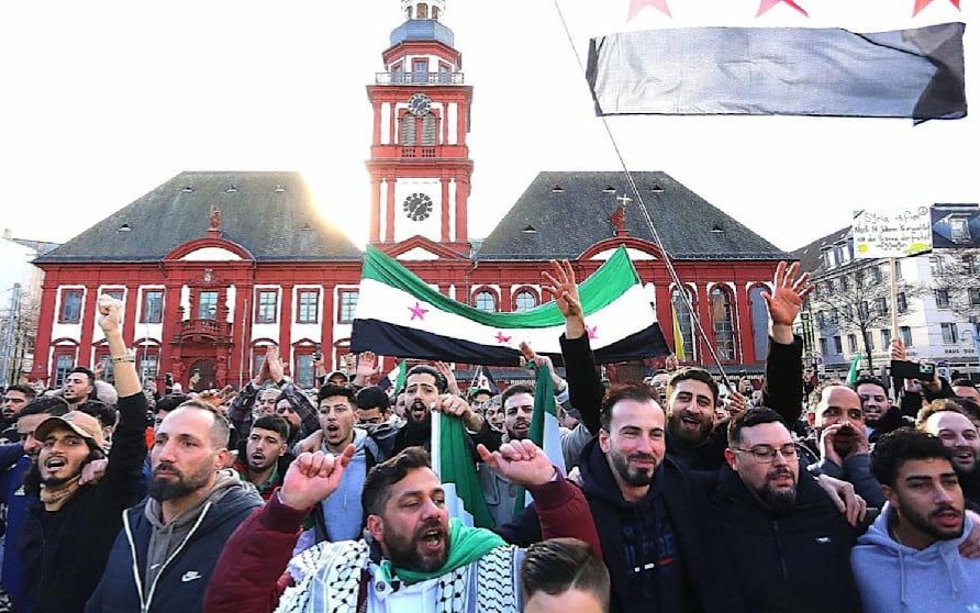 Почти все сирийцы останутся в Германии навсегда — эксперт