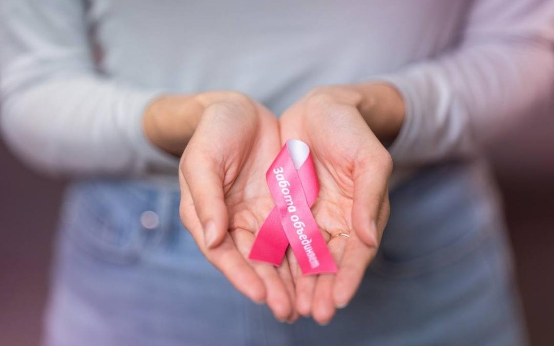 «Розовый октябрь»: 8 тысяч казахстанок прошли обследование на рак груди