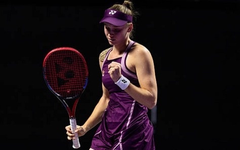 Рыбакина выиграла Итоговый турнир и вошла в историю