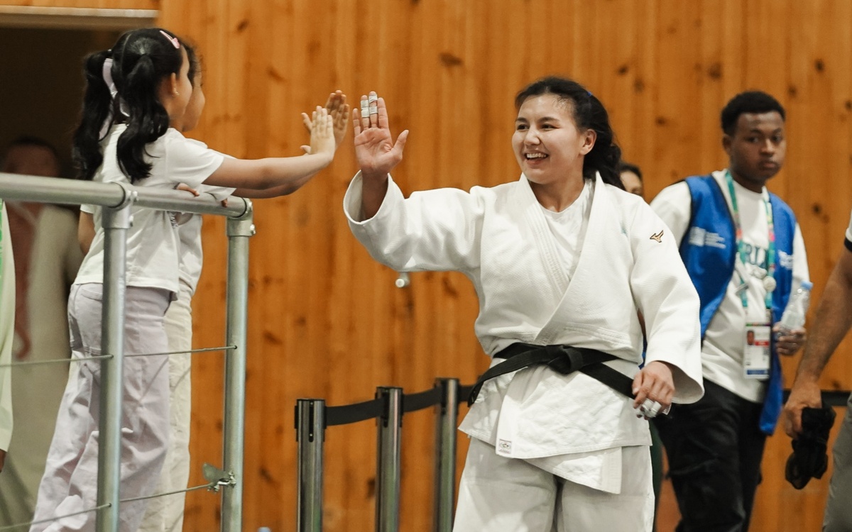 Дзюдоистка Аруна Джангельдина завоевала «золото» Исламиады-2025