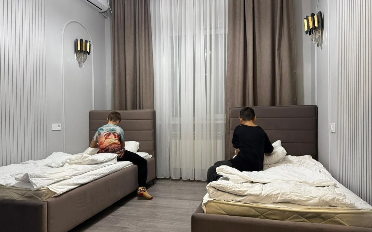 Куда разместили воспитанников детдома после пожара в Алматы