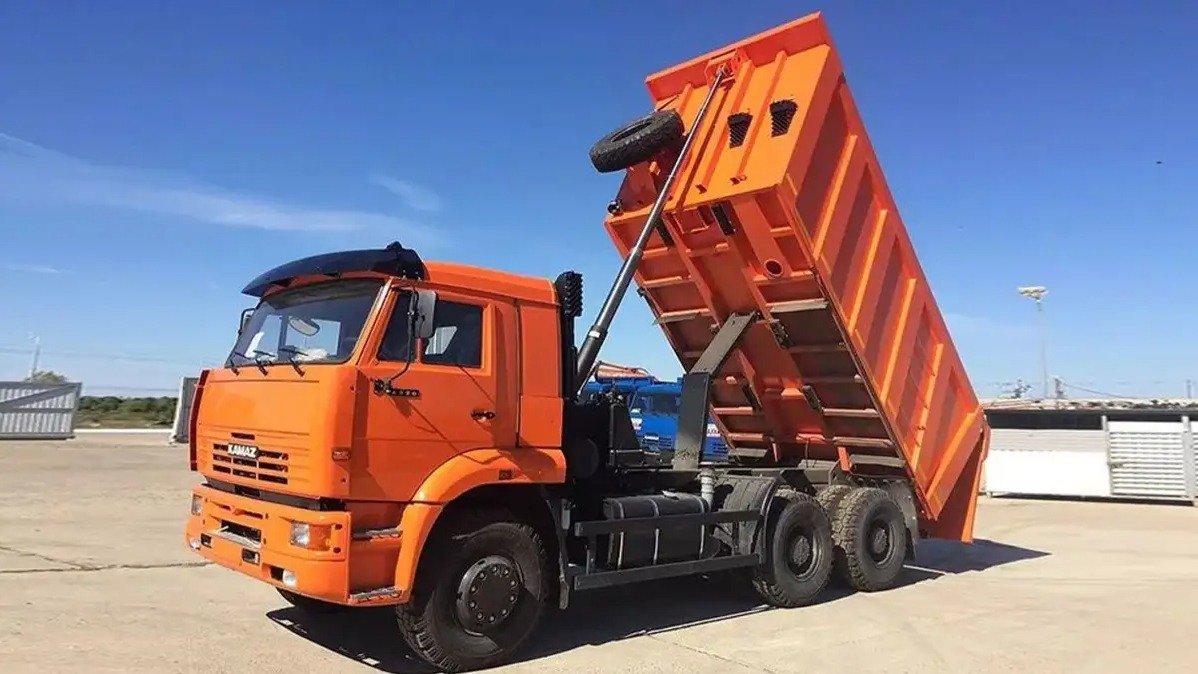 Вызовет массовое недовольство — депутат о запрете на движение самосвалов в РК