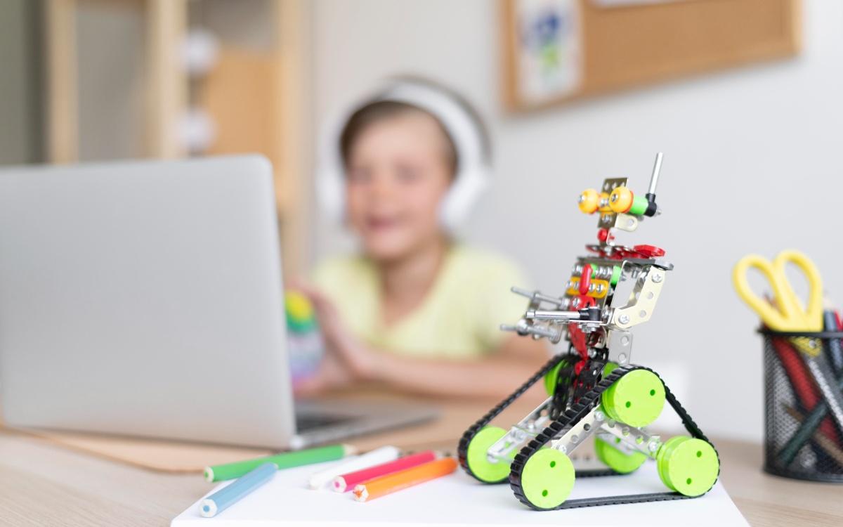 Этические советы по ИИ появились в казахстанских школах