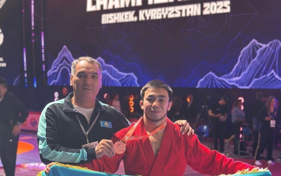 Гвардеец Арман Турымбетов завоевал бронзу на юбилейном Чемпионате мира по самбо