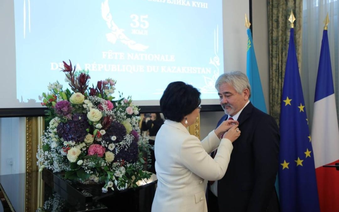 Председатель Казахско-французской ассоциации награжден орденом «Достық» II степени