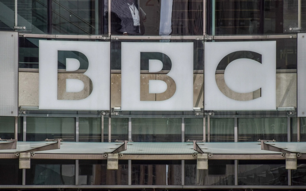 Трамп-угрожает-bbc-иском-на-1-млрд-долларов