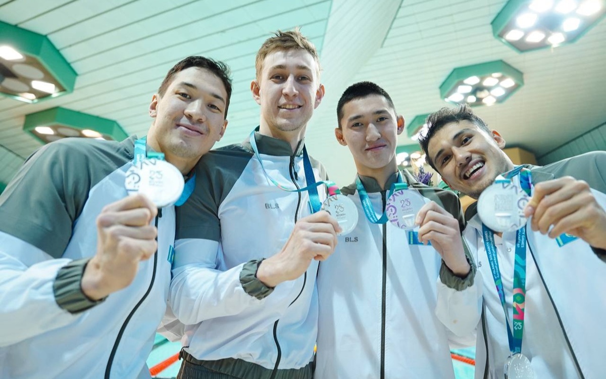 Казахстанские пловцы завоевали «серебро» Исламиады-2025