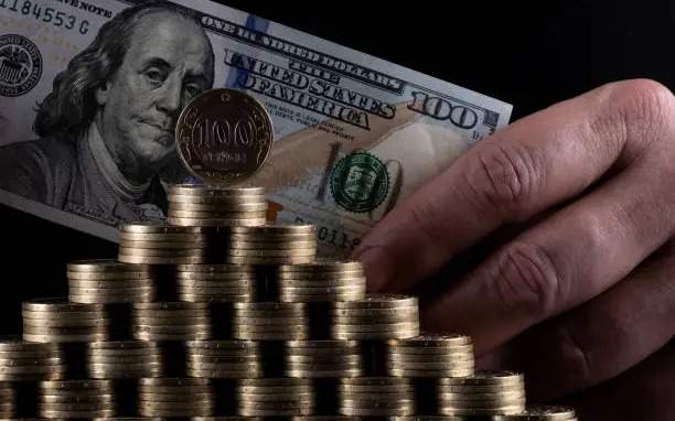 Финпирамиды и джекпоты: почему казахстанские инфлюенсеры теряют свободу за рекламу