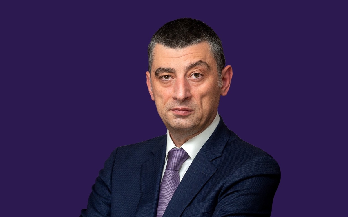 Экс-премьеру Грузии заочно предъявили обвинения по двум уголовным делам