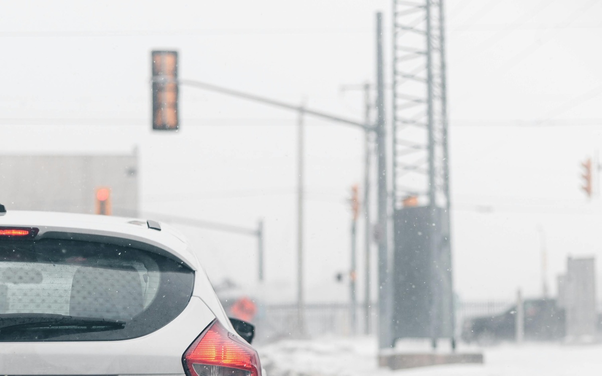 Проезд ограничили еще на двух участках трасс на западе Казахстана
