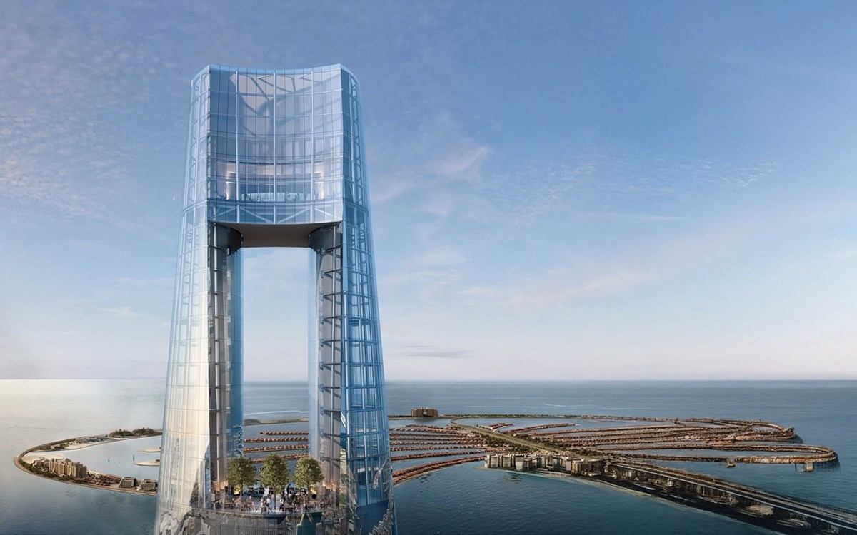 Самый высокий в мире отель открыли в Дубае