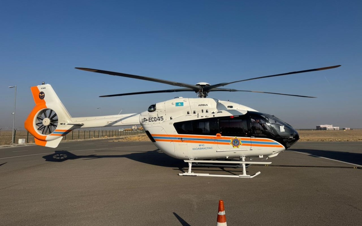 Пожар в Туркестанской области: 7-летнюю девочку доставили санбортом в Шымкент