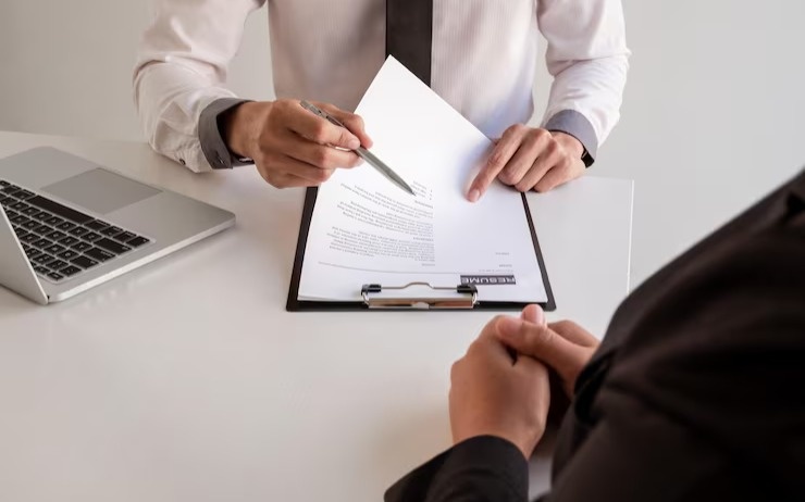 Отказ от ГПХ: что это значит для казахстанских работников и работодателей