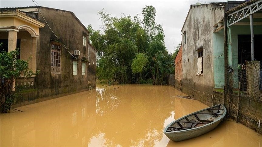 Ущерб от наводнений во Вьетнаме составил более 300 миллионов долларов