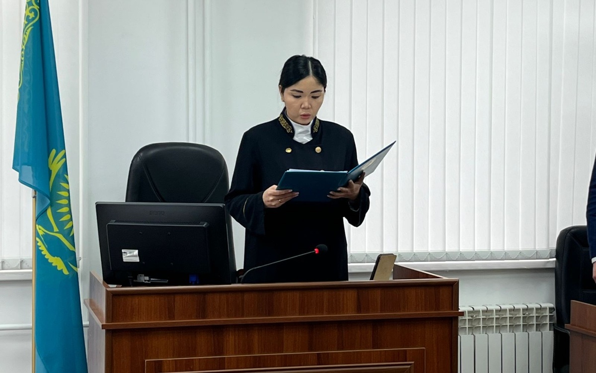 Выбросила детей из окна: женщину освободили от уголовной ответственности в Павлодаре