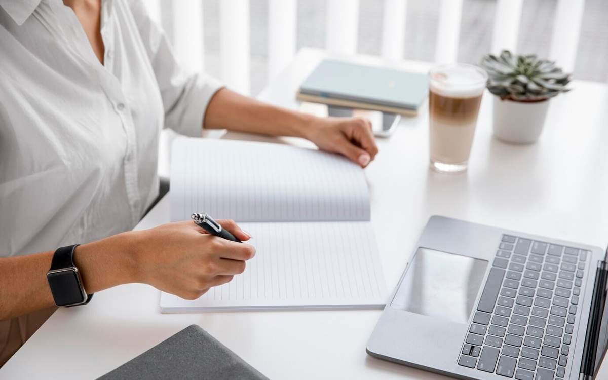 Права, дипломы и ветсправки подделывали в Костанайской области