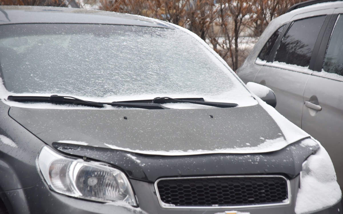 Автомобили должников отправляют на штрафстоянку в Алматы