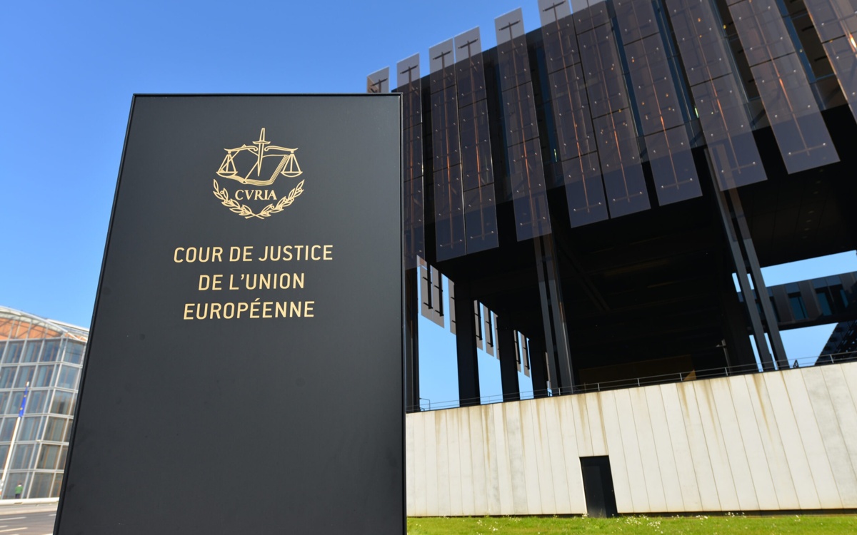 Суд обязал все страны Евросоюза признавать однополые браки