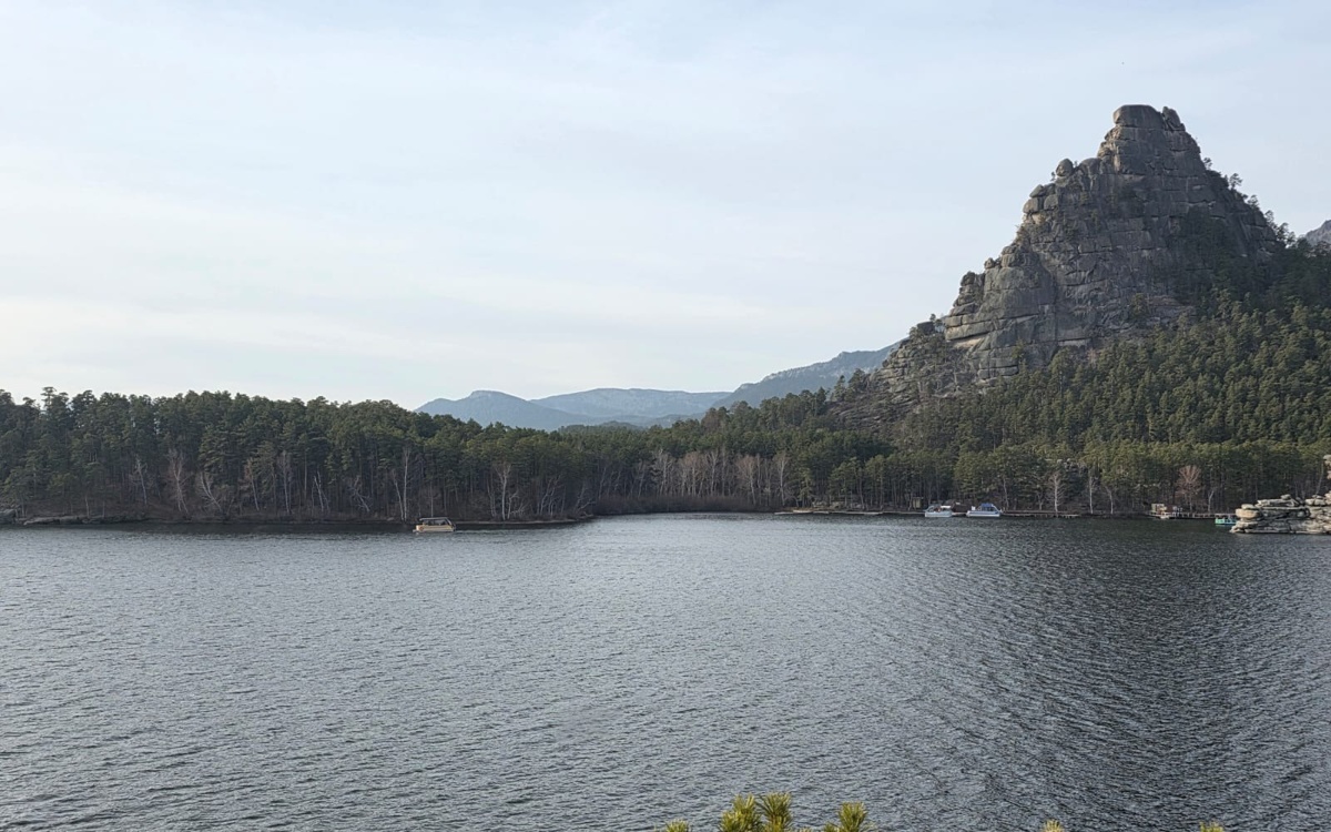 Казахстанцы запустили петицию против игорных зон в Бурабае