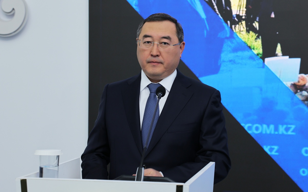 Количество трехсменных школ сократилось вдвое в Алматинской области