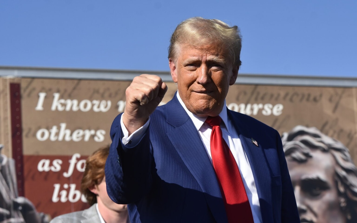 Суд снял с Трампа все обвинения во вмешательстве в президентские выборы