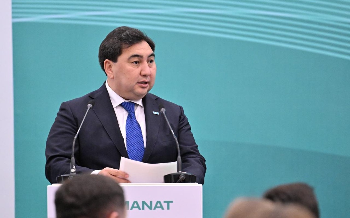 Новая категория госслужащих появится в Казахстане