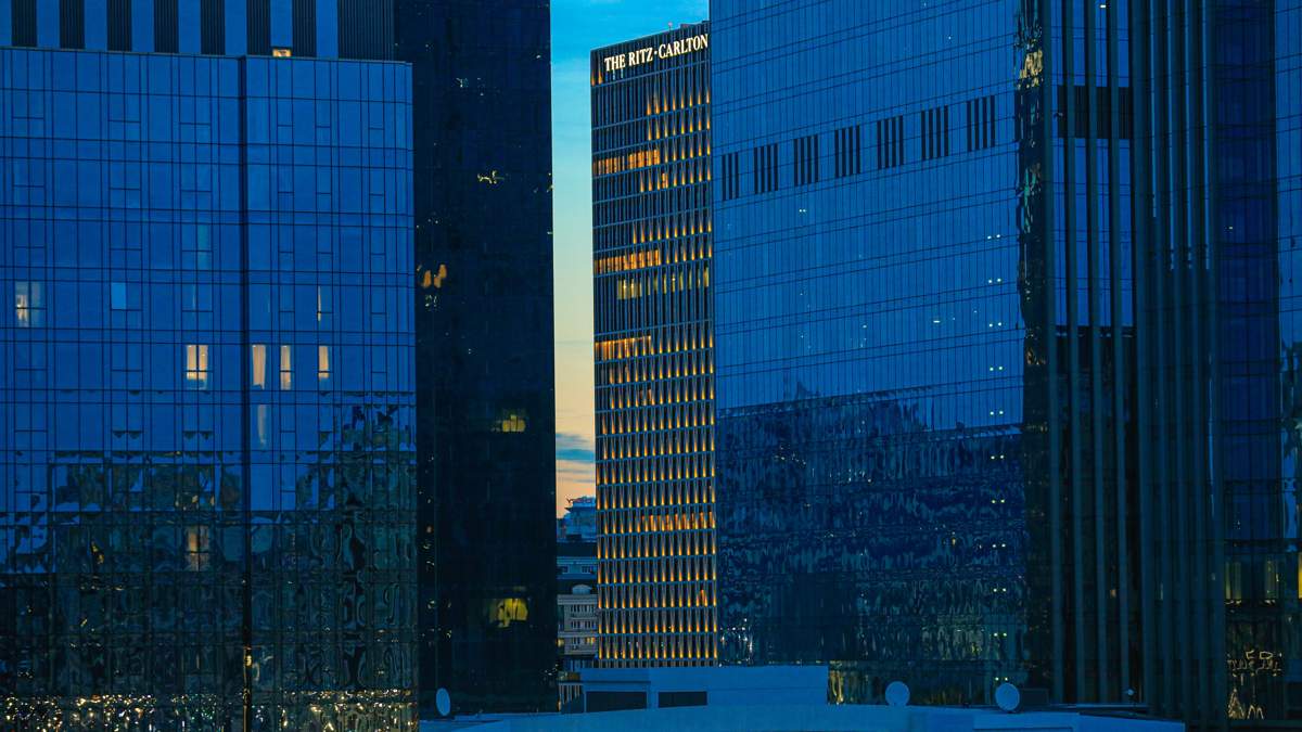 Пожар в небоскребе: в МЧС Казахстана рассказали о безопасной эвакуации