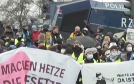 В Германии массово протестуют против создания ультраправой молодежной организации