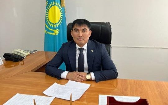 Аким, осужденный за избиение женщины, будет уволен в Актобе