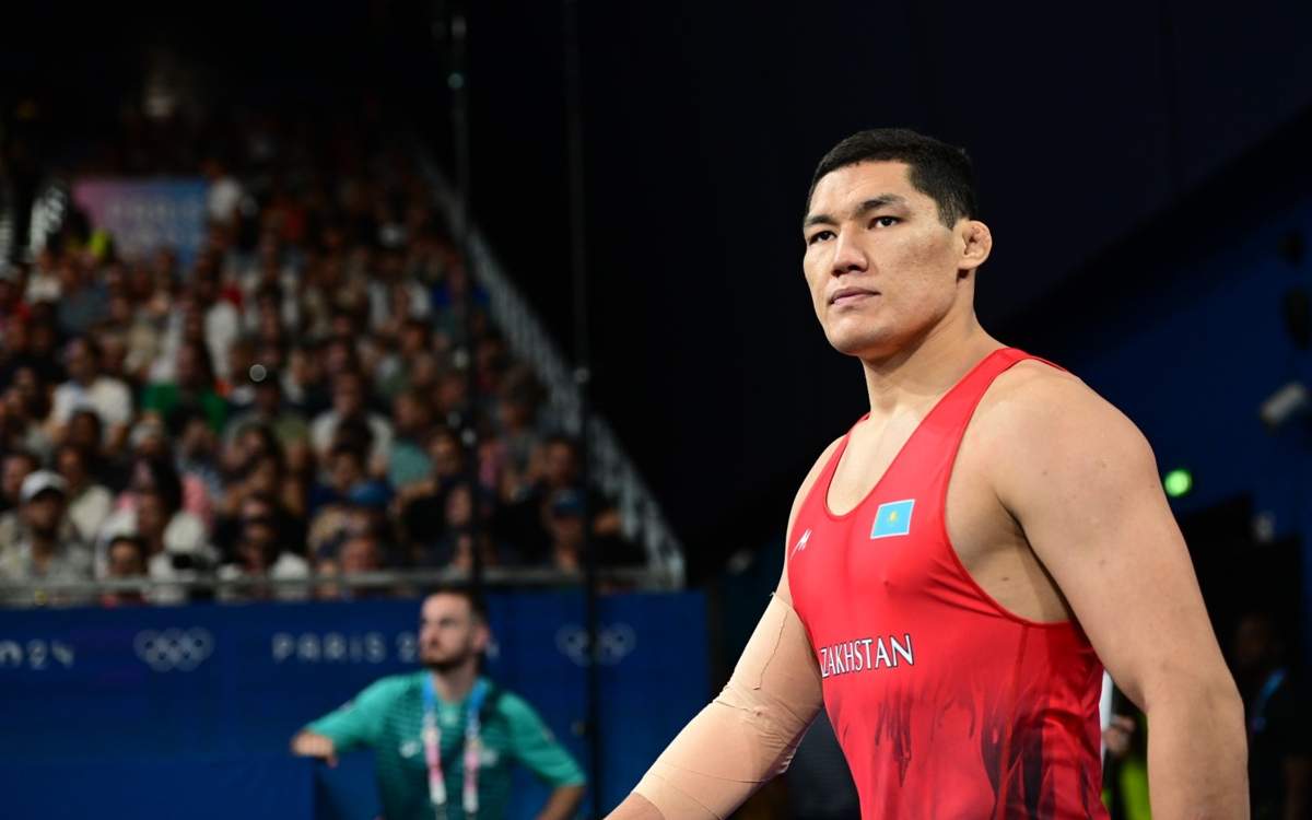 Лидер сборной Казахстана по вольной борьбе ушел в греко-римский стиль