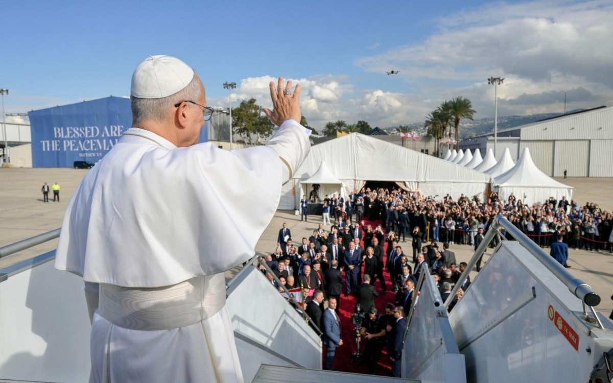 Папа римский завершил первую зарубежную поездку